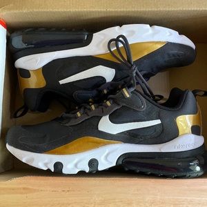 Nike Air Max 270 Reacts size youth 5.5